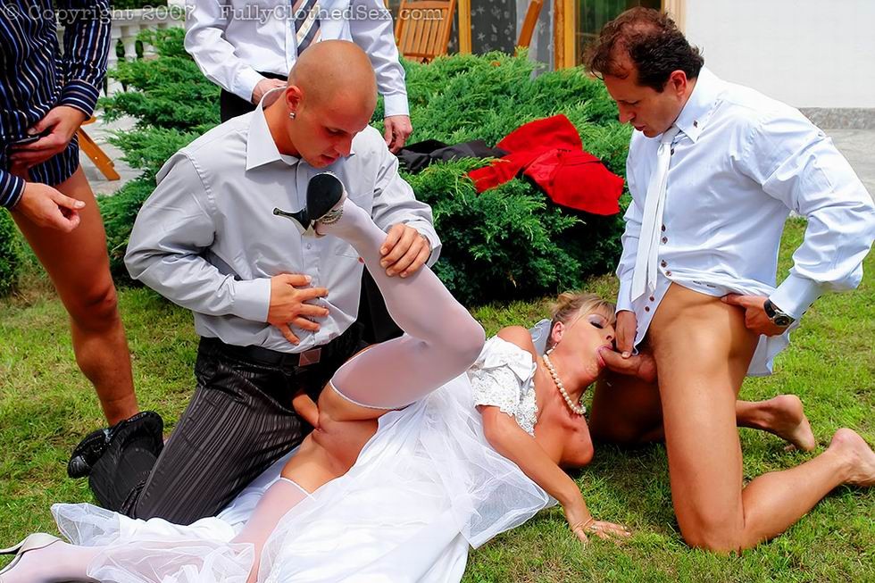 Пьяную Невесту Ебут Порно