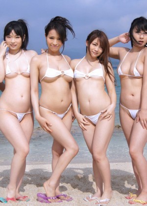 Megumi Haruka, Nana Kyoko, Maki Akimoto, Nanaka Kyono, Haruna Maeda - Foursome porn gallery № 3255205