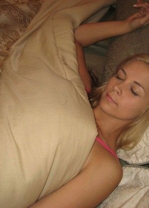 Sarah Vandela - Sleeping porn gallery № 2327711