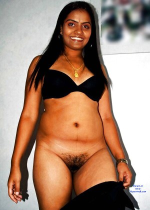 Naked Indian Reshma