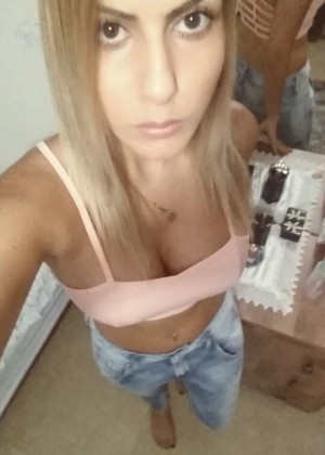 Selfie sexy girl from Israel